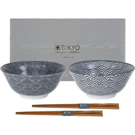 Tokyo Design Studio Nippon Black skålset + ätpinnar, prickar/vågor
