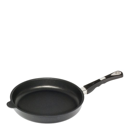AMT Gastroguss - Stekpanna 32 cm