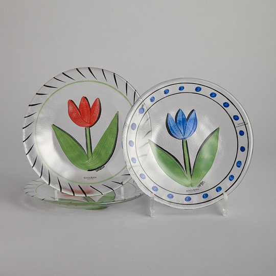 Kosta Boda - SÅLD "Tulipa" Assietter 3 st