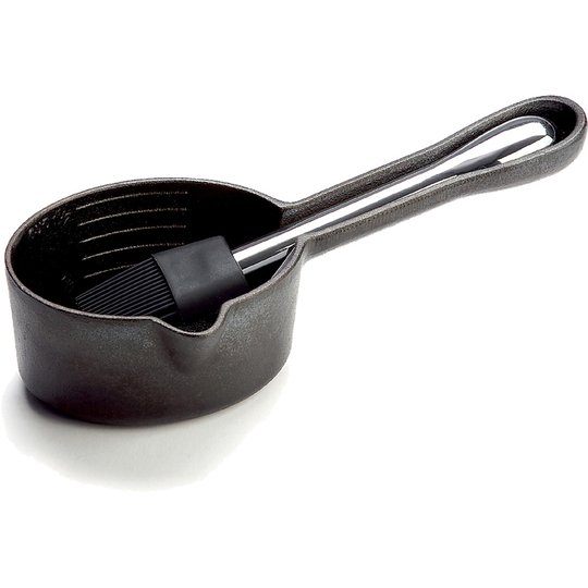 Outset Liten Såskastrull i gjutjärn medgrillpensel, rymmer 3,5 dl