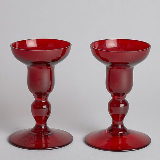 Reijmyre Glasbruk - SÅLD Ljusstakar Rött Glas 1 par
